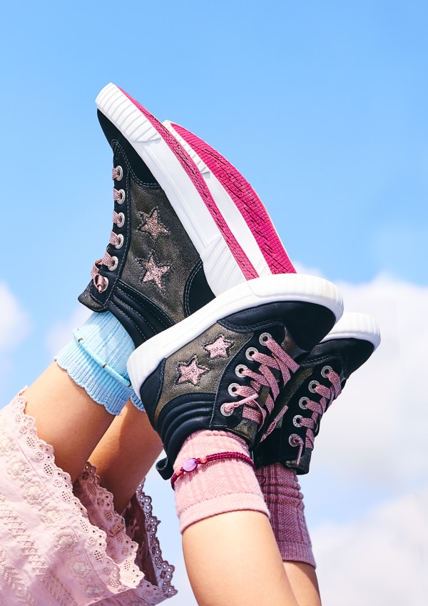 wonderland shoes