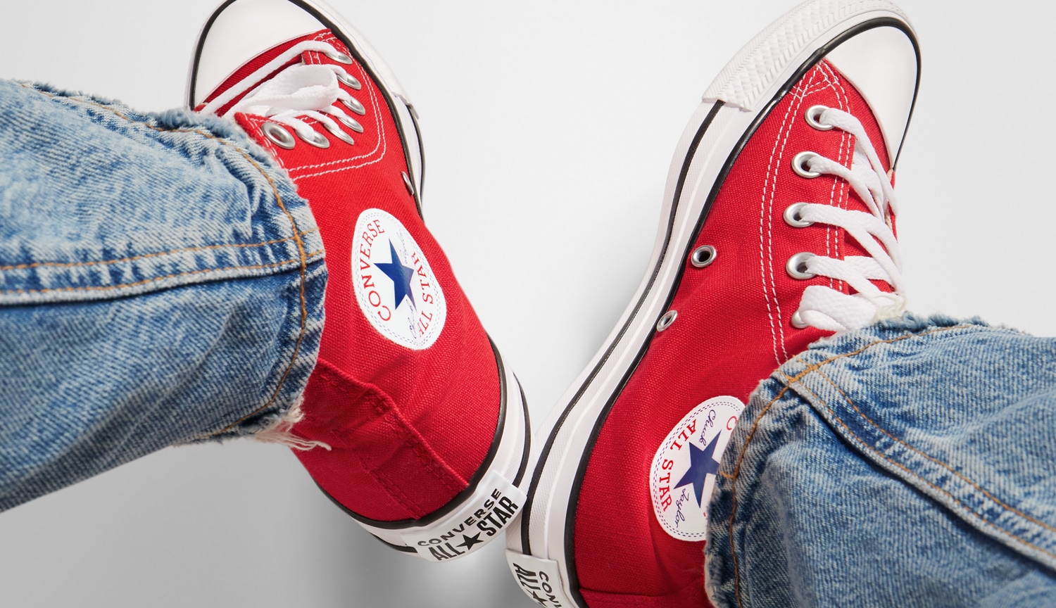 Popular converse shoes top
