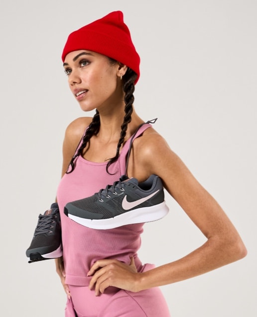 Nike Performance Holiday