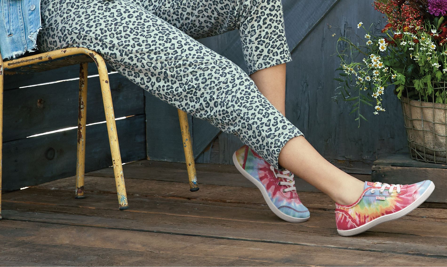 skechers sandals at famous footwear