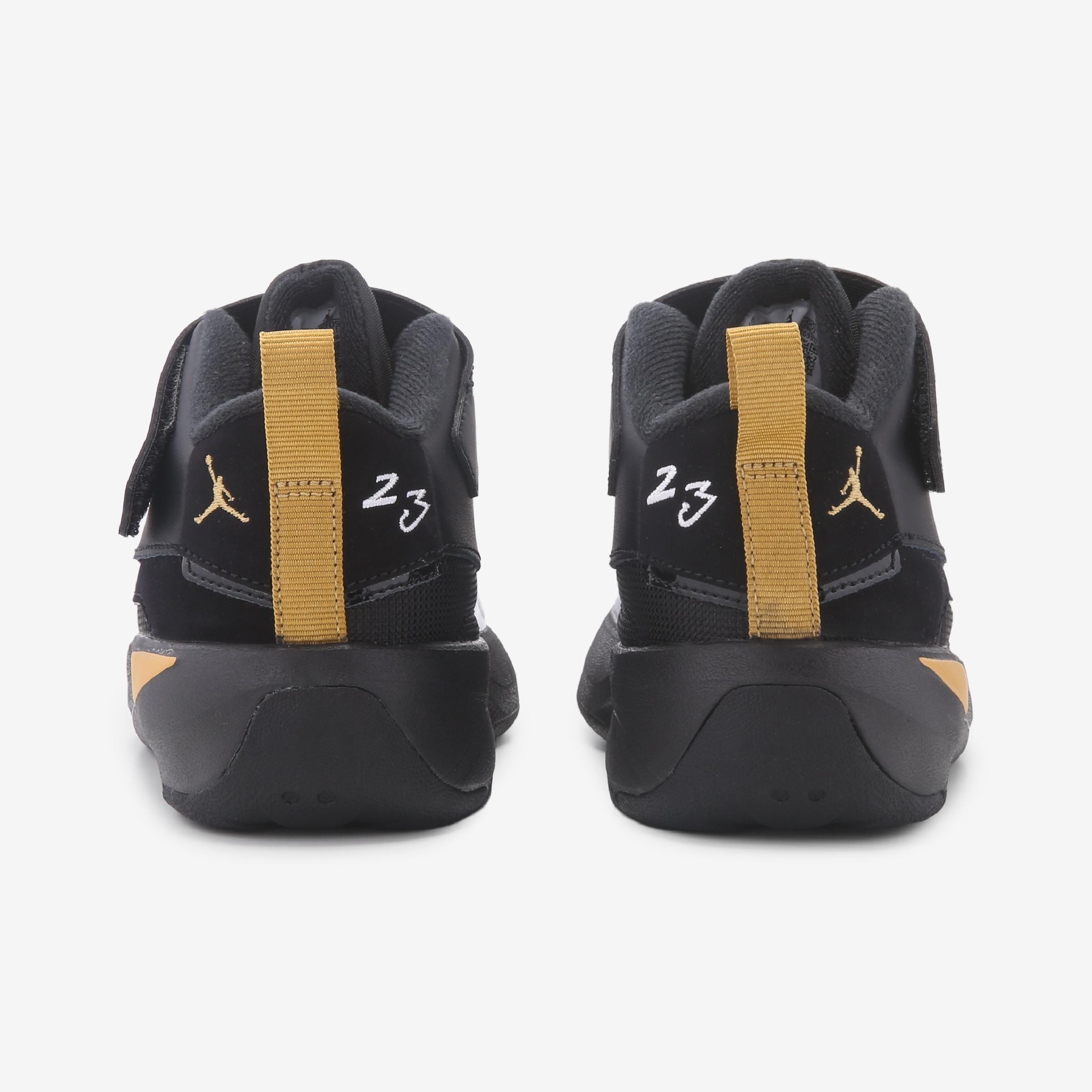 Jordan Kids' Max Aura 7 Mid Sneaker Little Kid | Famous Footwear