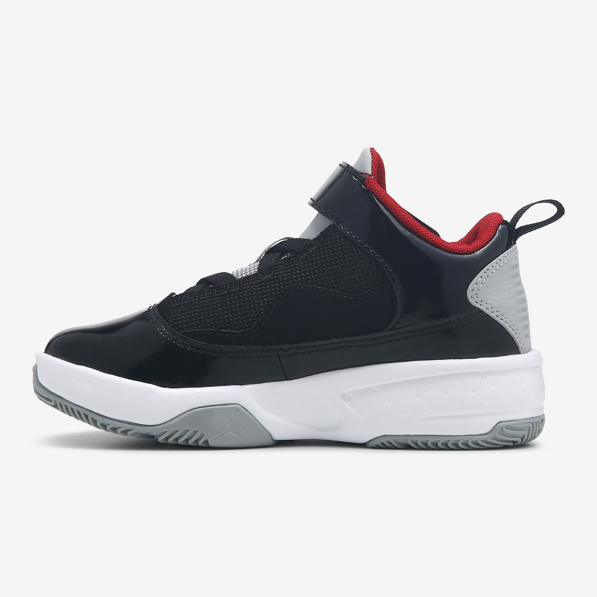 Jordan Max Aura 2 Black Gym Red CK6636-016 | 6.5 Youth| 8 Women Jordan Max Aura 2  main image 3