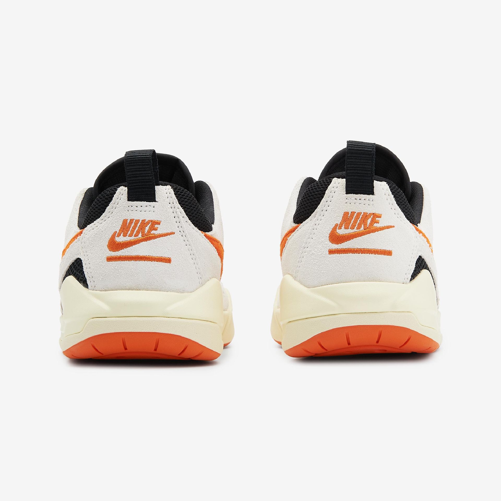 Air Jordan CMFT Low White Orange NIB 8.5 Jordan 11s low orange and white 7.5 (40.5) | Mercari main image 3