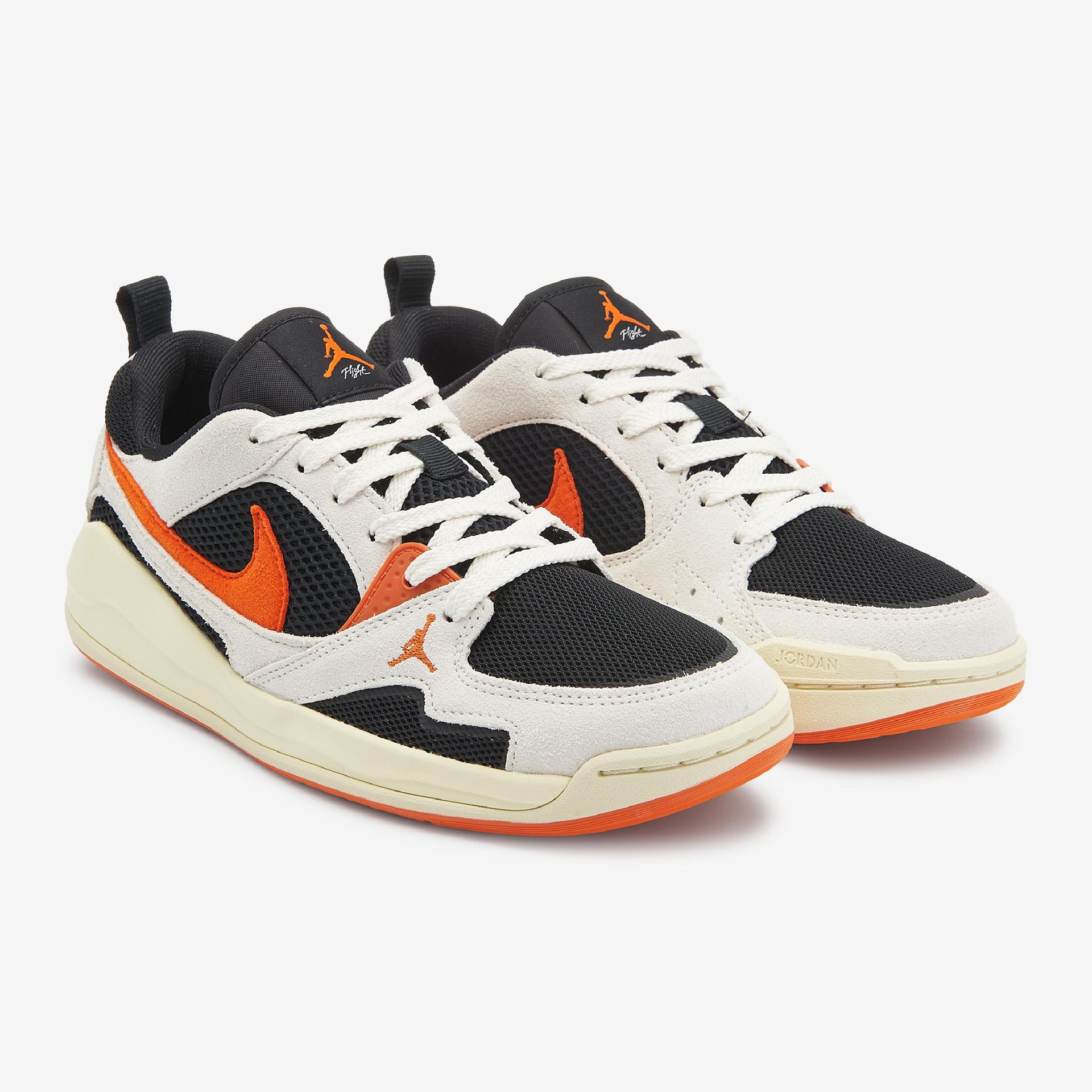 Air Jordan CMFT Low White Orange NIB 8.5 Jordan 11s low orange and white 7.5 (40.5) | Mercari main image 2