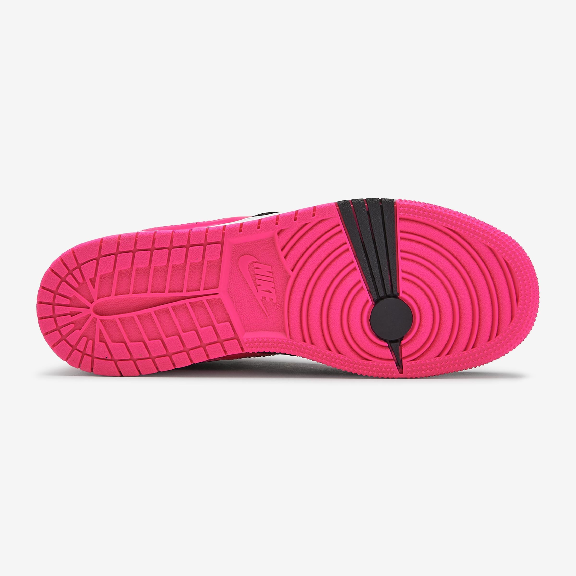 colorful bottom jordans