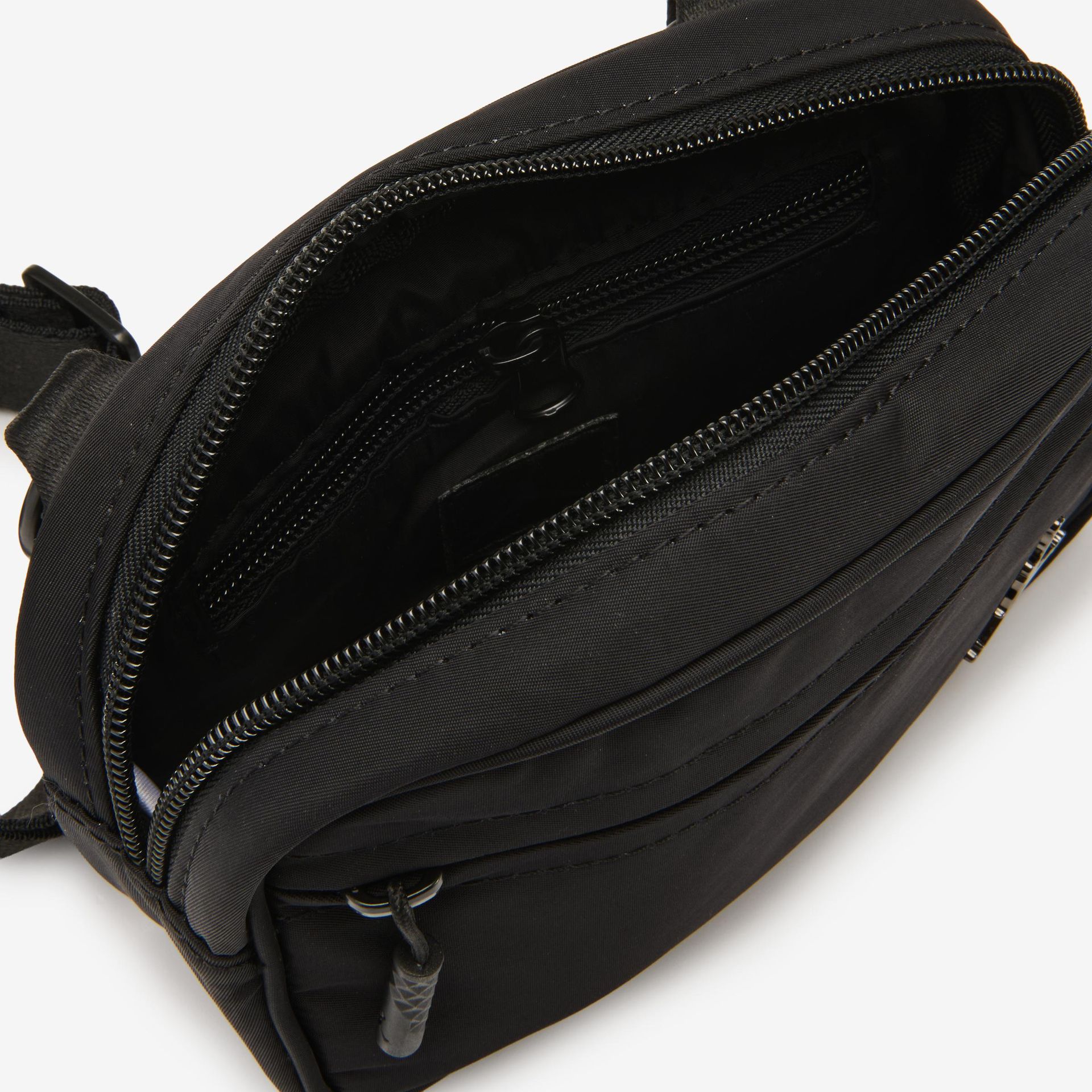 Jordan Alpha Camera Crossbody Bag | Famous Footwear