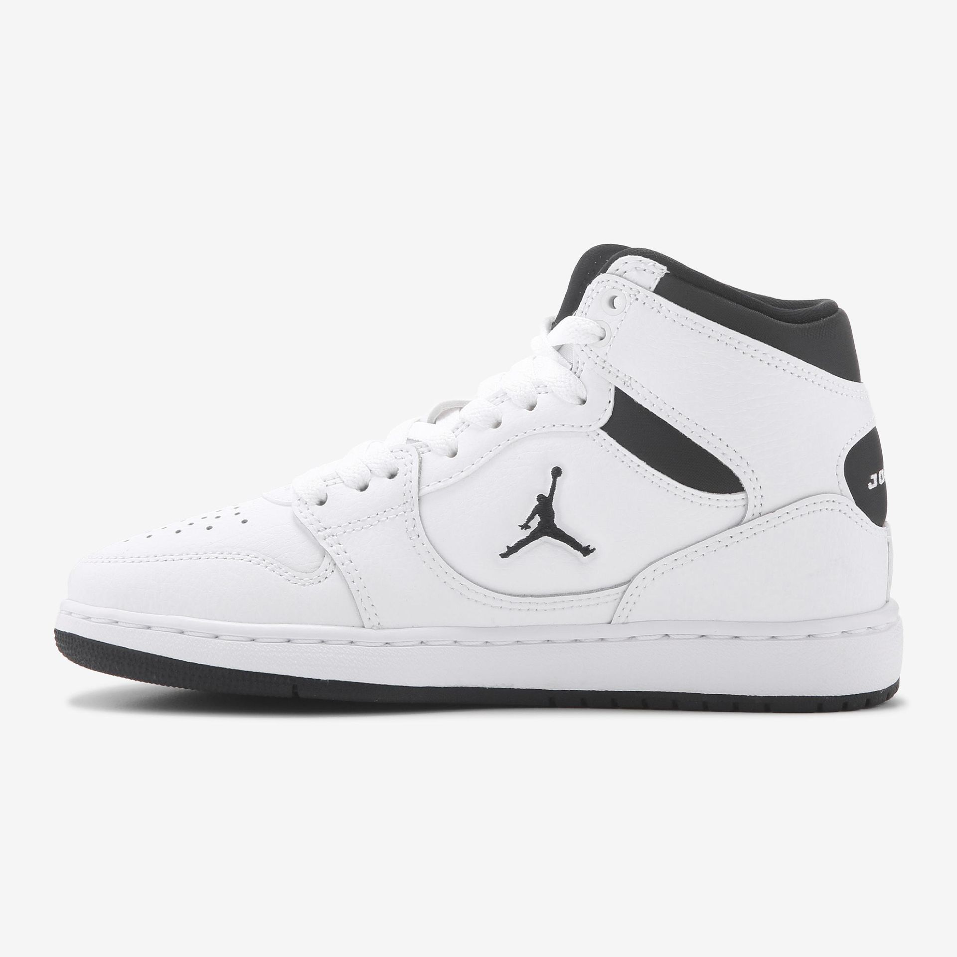 Jordan Women's Court Connect Mid Sneaker | Famous Footwear