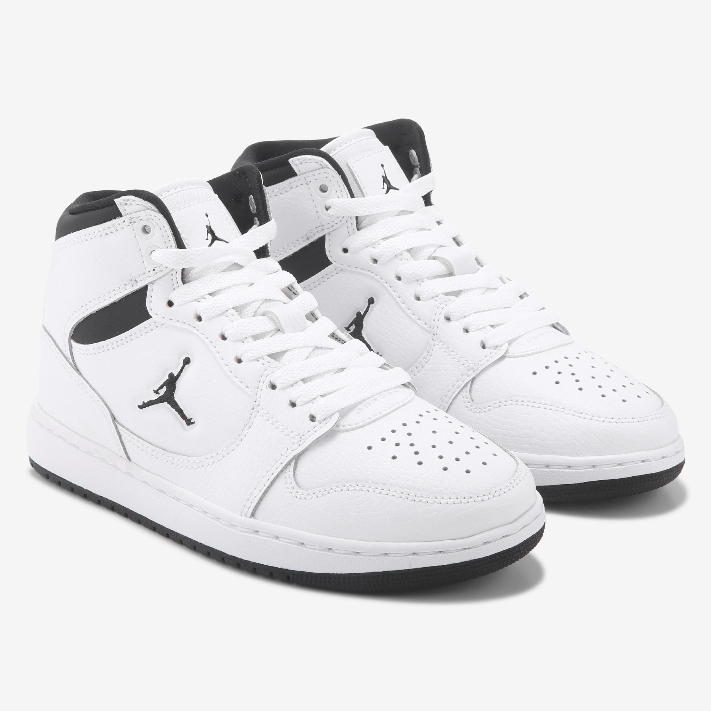 jordan's famous footwear