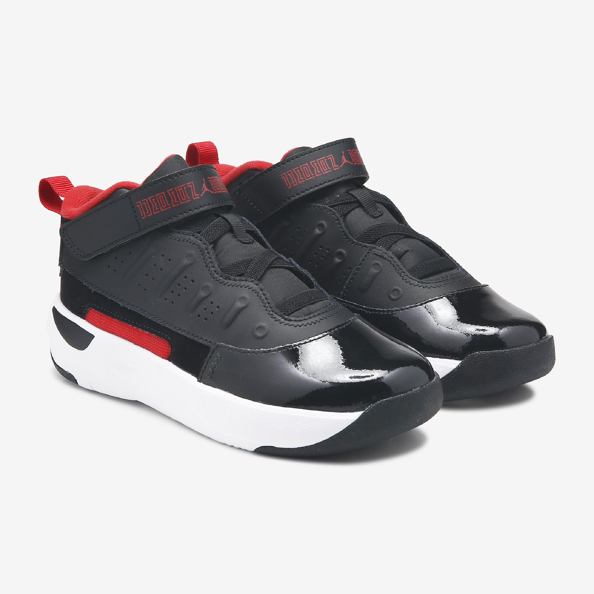 Kids' Max Aura 7 Mid Sneaker Little Kid