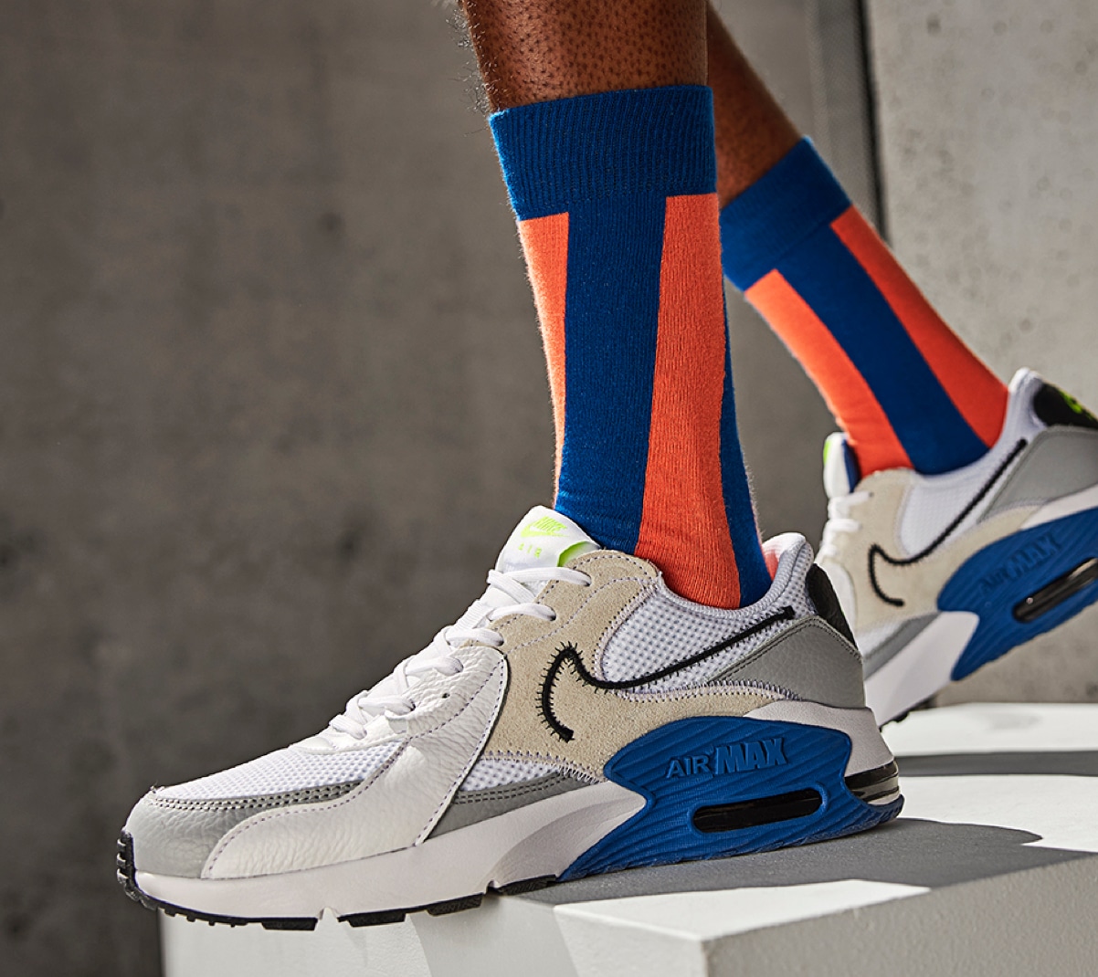 famous footwear air max
