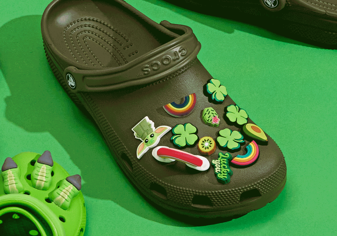Nearest hot sale famous footwear