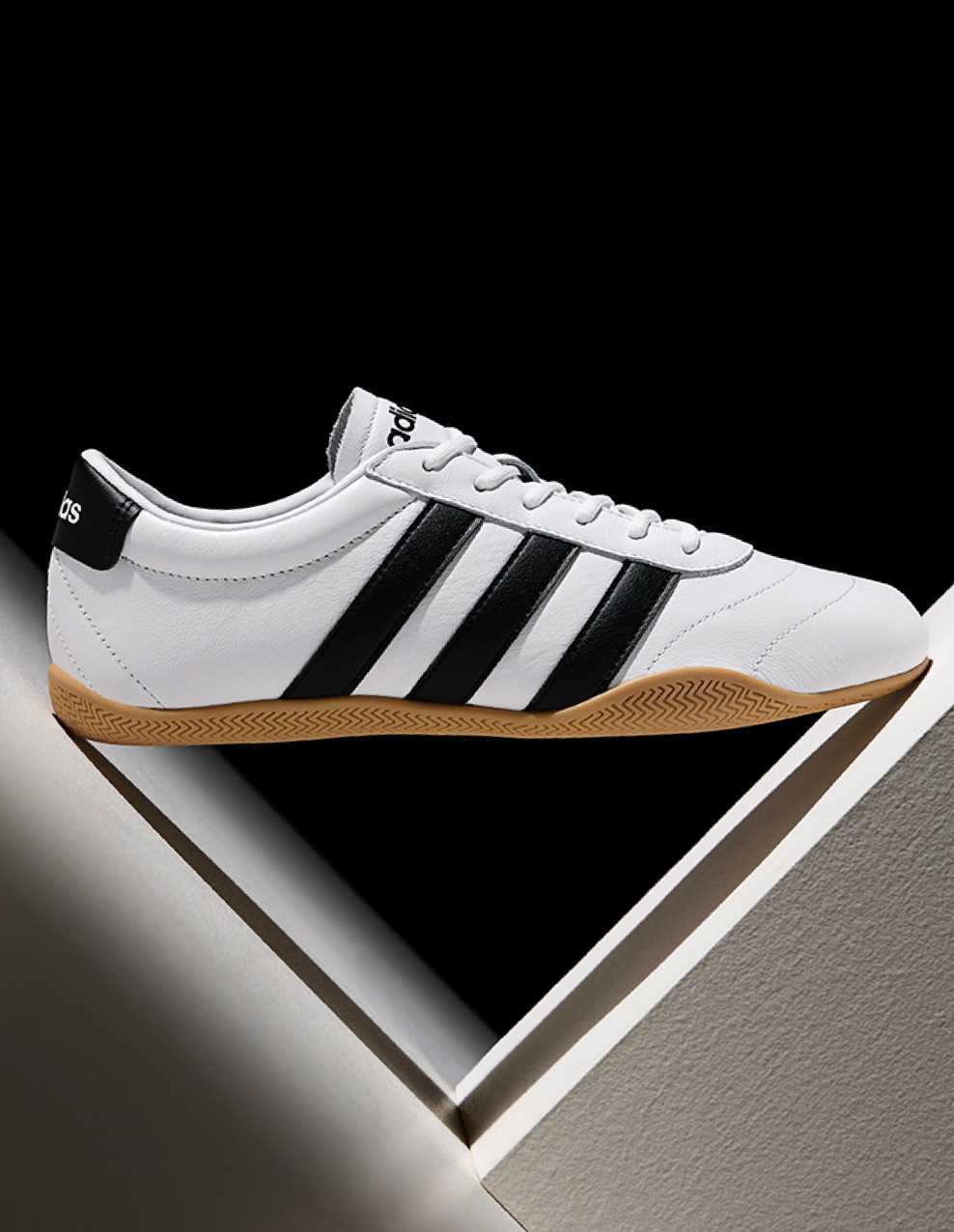 ADIDAS Women's Grand Court Lo Sneaker