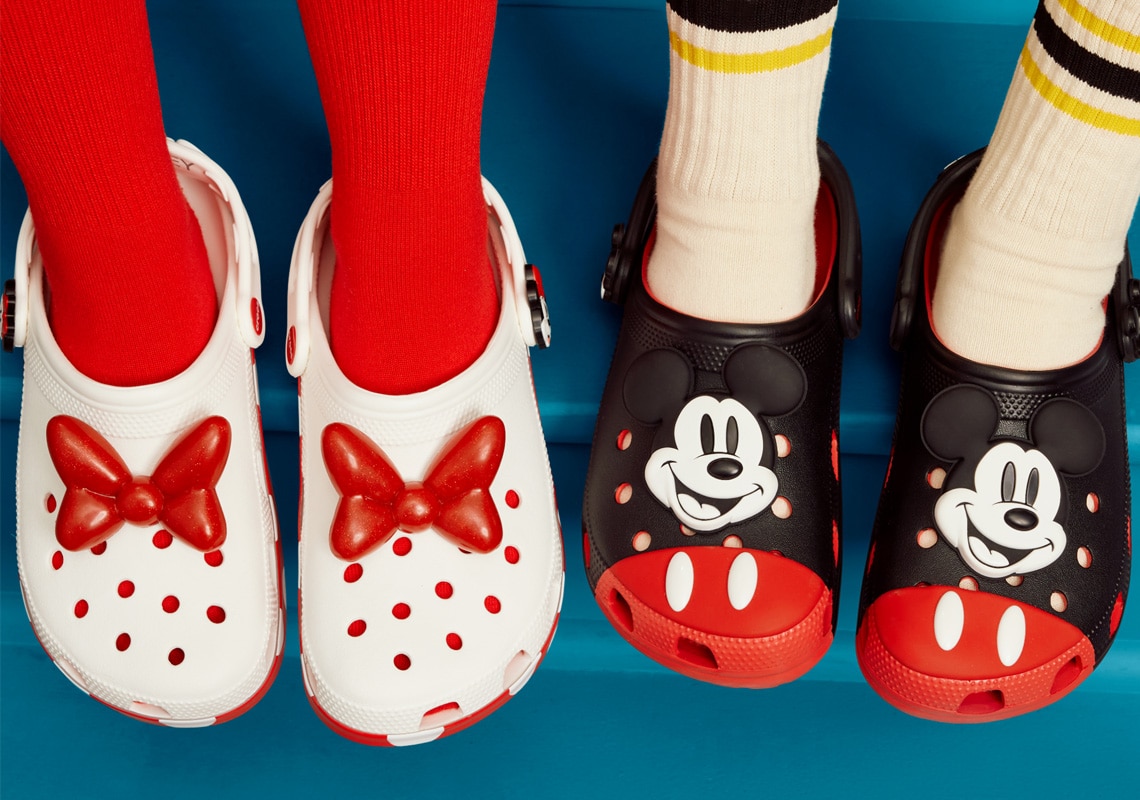 mickey mouse x crocs