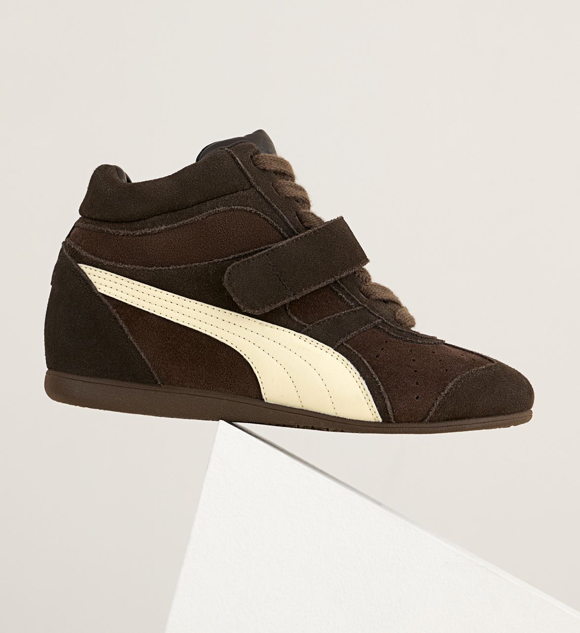 shop brown shoes