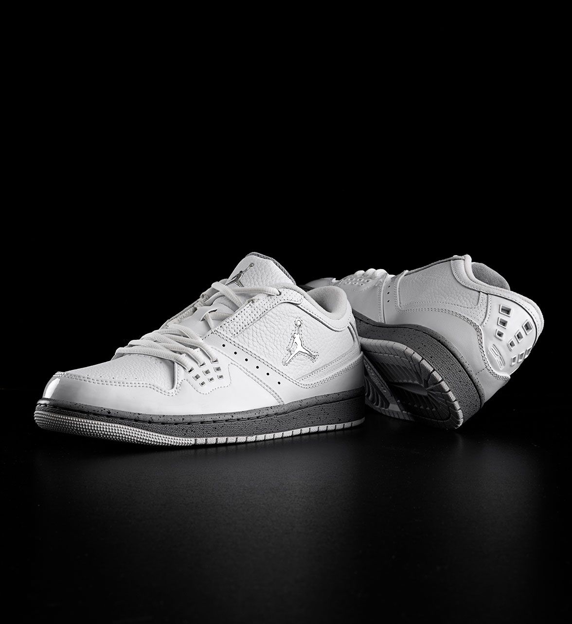 jordan 1 flight