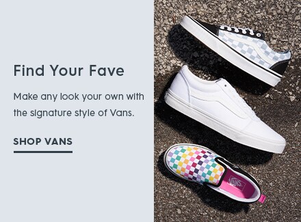 Famous footwear online store Clearance