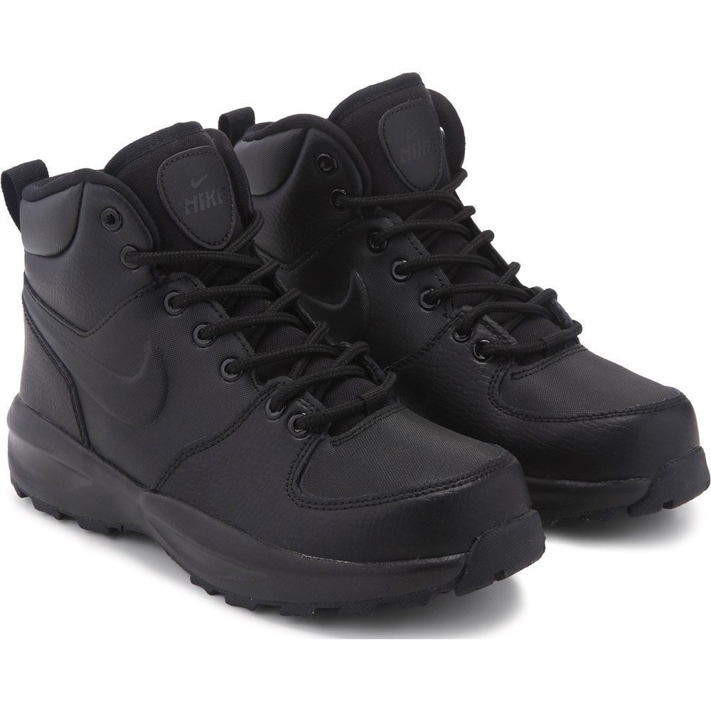 nike manoa hiking boots
