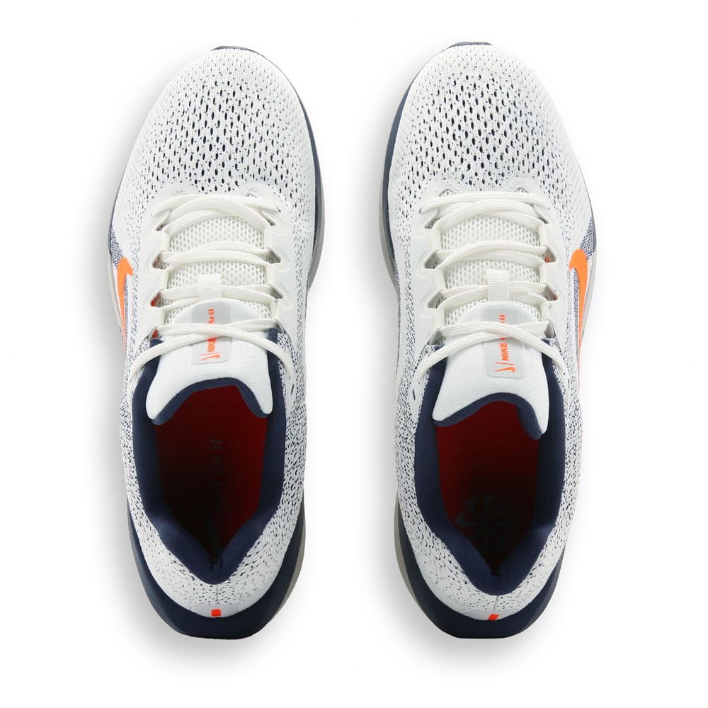 Nike Men's Air Winflo 11 Running Shoe | Famous Footwear