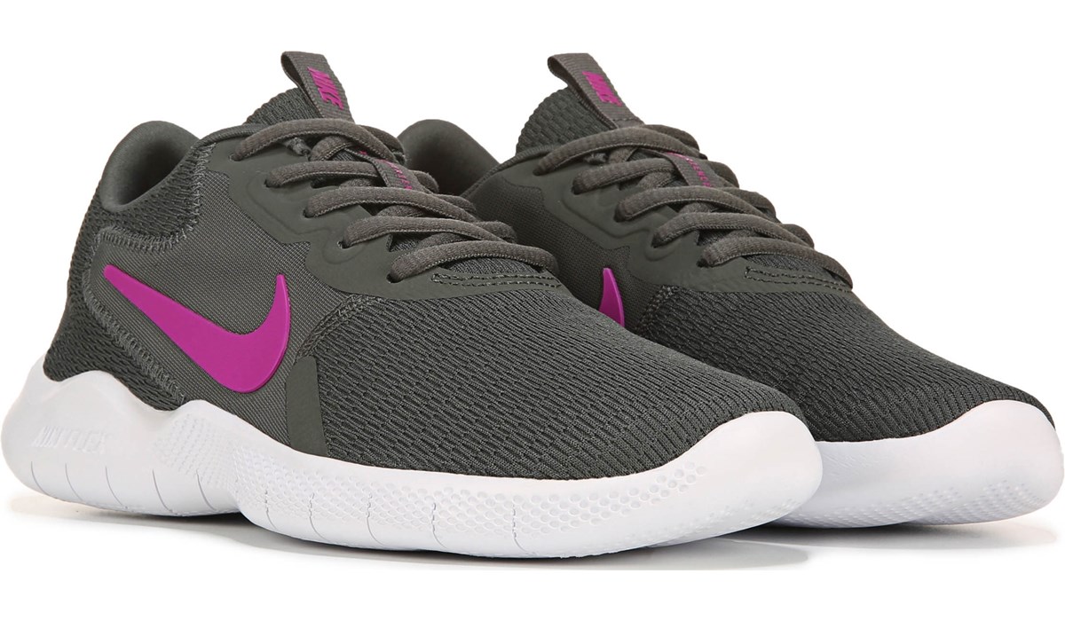 active nike wide shoes womens