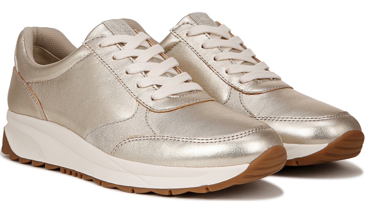 comfortable mens sneakers for work