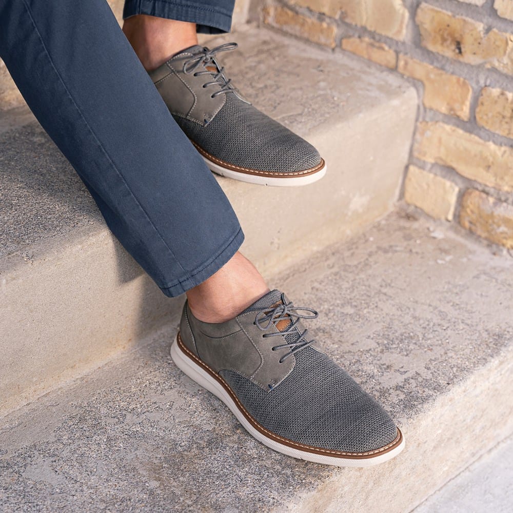 ★のん Nunn Bush Men's Chase Plain Toe Oxford | Famous Footwear