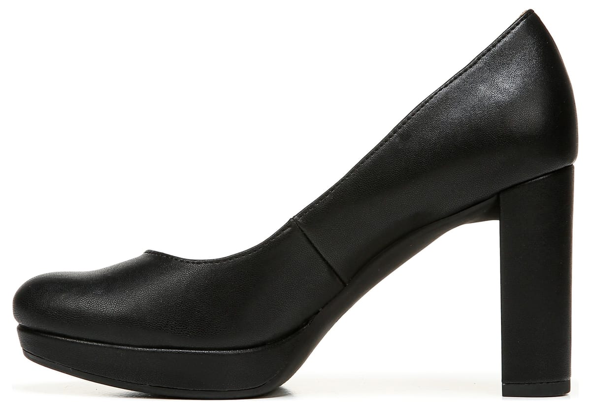 Naturalizer Women's Berlin Medium/Wide Platform Pump | Famous Footwear