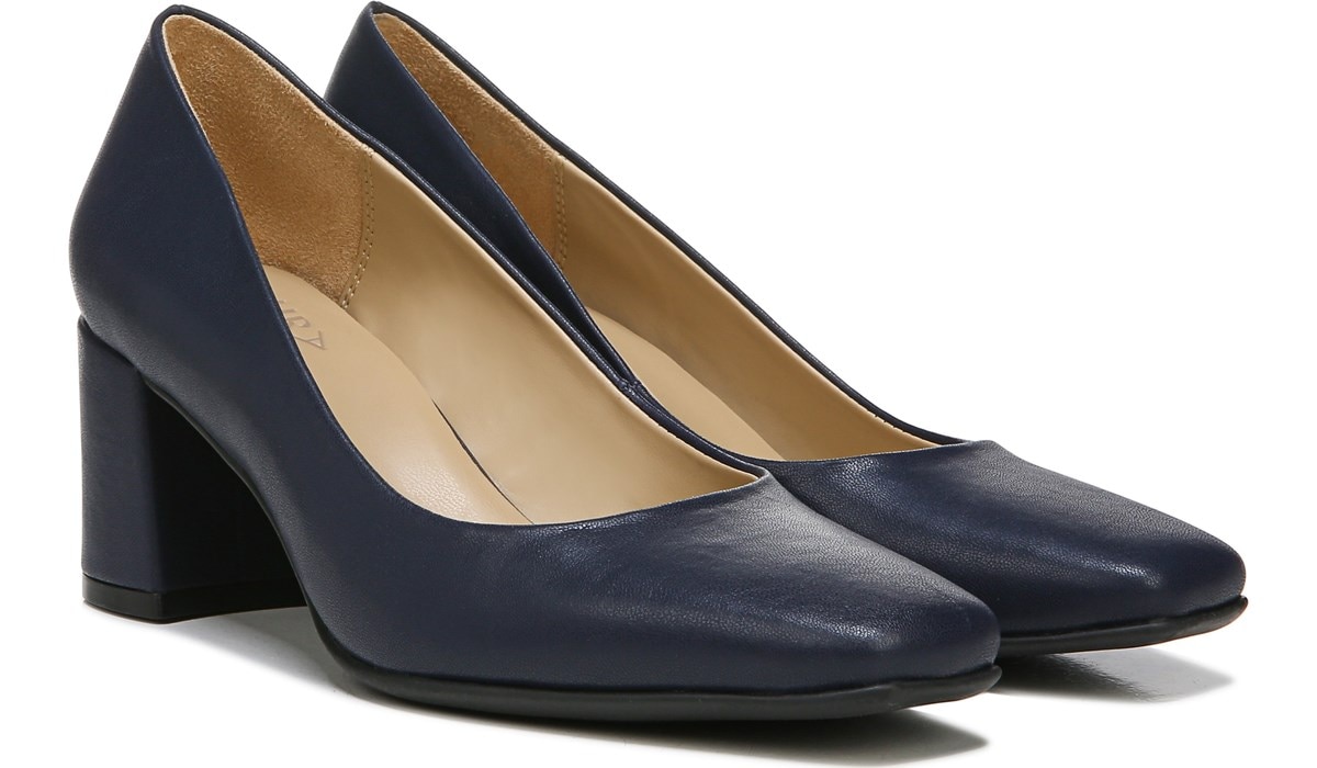 womens wide pumps shoes