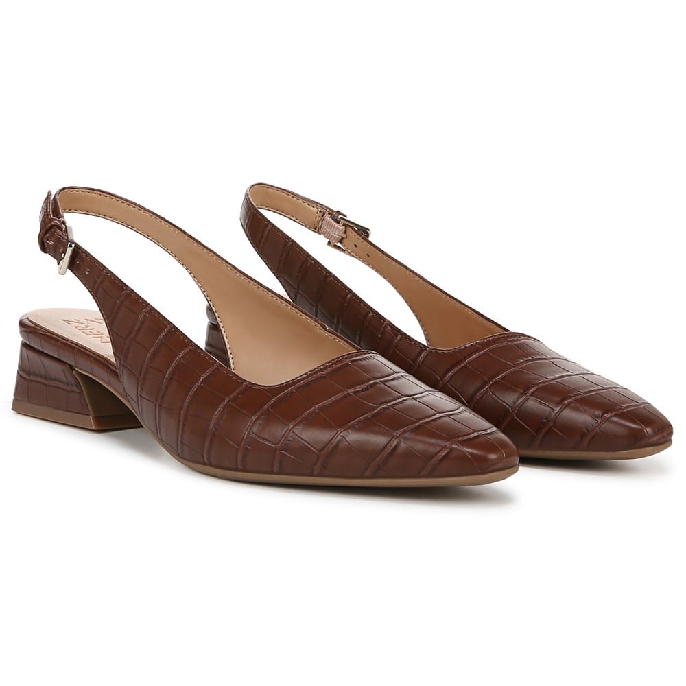Naturalizer Women's Ginger Slingback | Famous Footwear