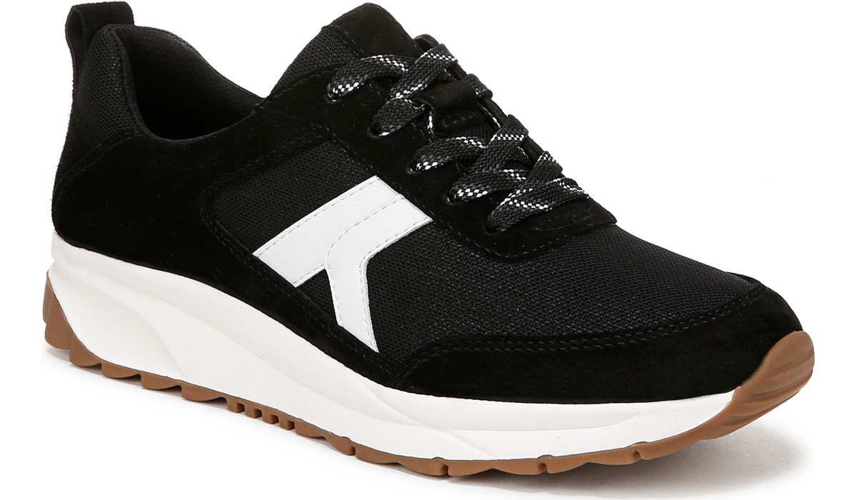 Naturalizer Women s Shay Jogger Lace Up Sneaker Famous Footwear