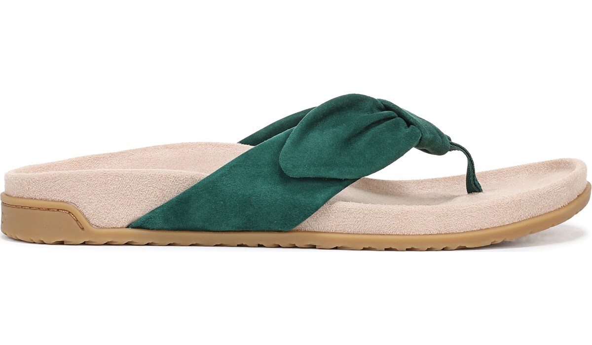 DC Shoes Women�s Chelsea TX Skate Shoe Black Famous Footwear