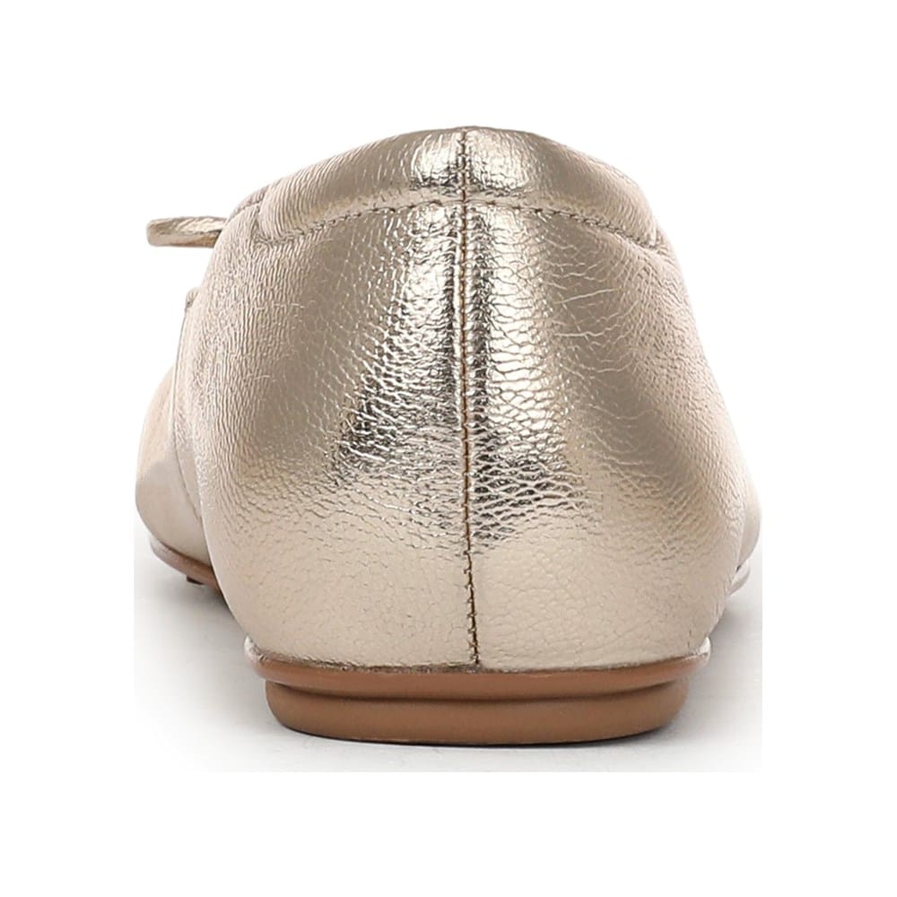 Naturalizer Women's Ashlyn Ballet Flat | Famous Footwear