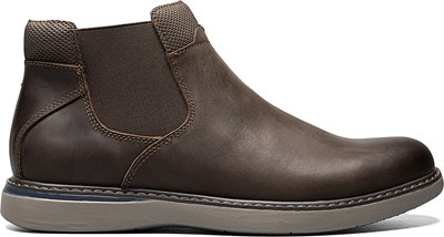 Men's Bayridge Medium/Wide Plain Toe Chelsea Boot