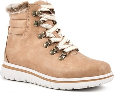 Cliffs by White Mountain Shoes, Famous 