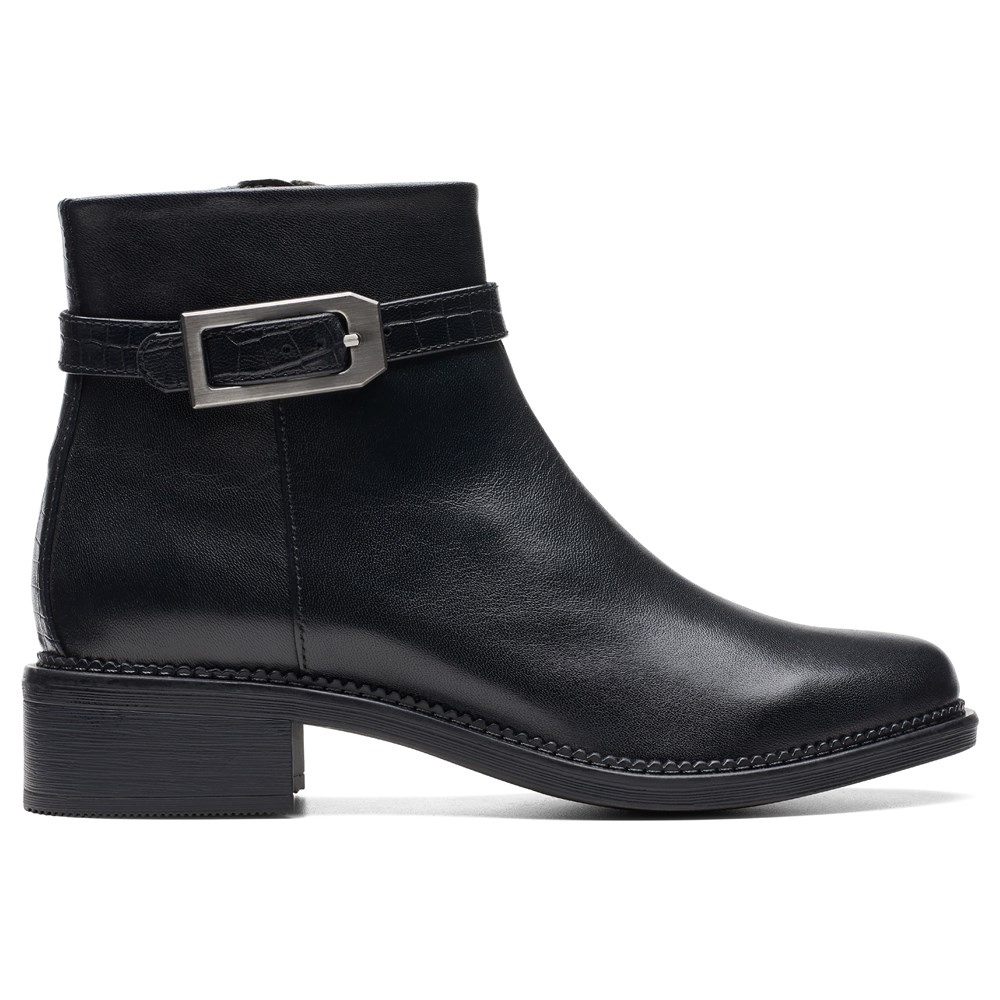 clarks women's maypearl edie ankle bootie