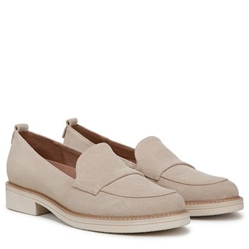 Naturalizer Women's Taylin Loafer | Famous Footwear