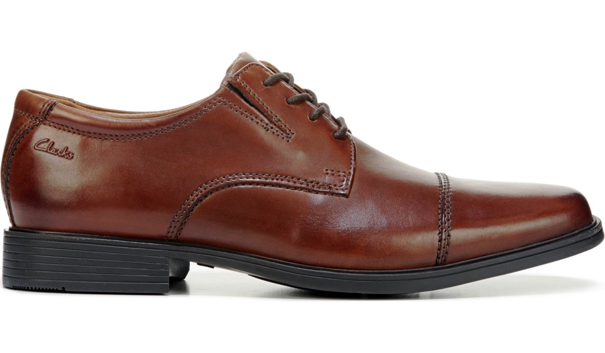 clarks tilden cap oxford