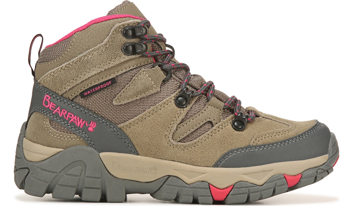 bearpaw boots tan
