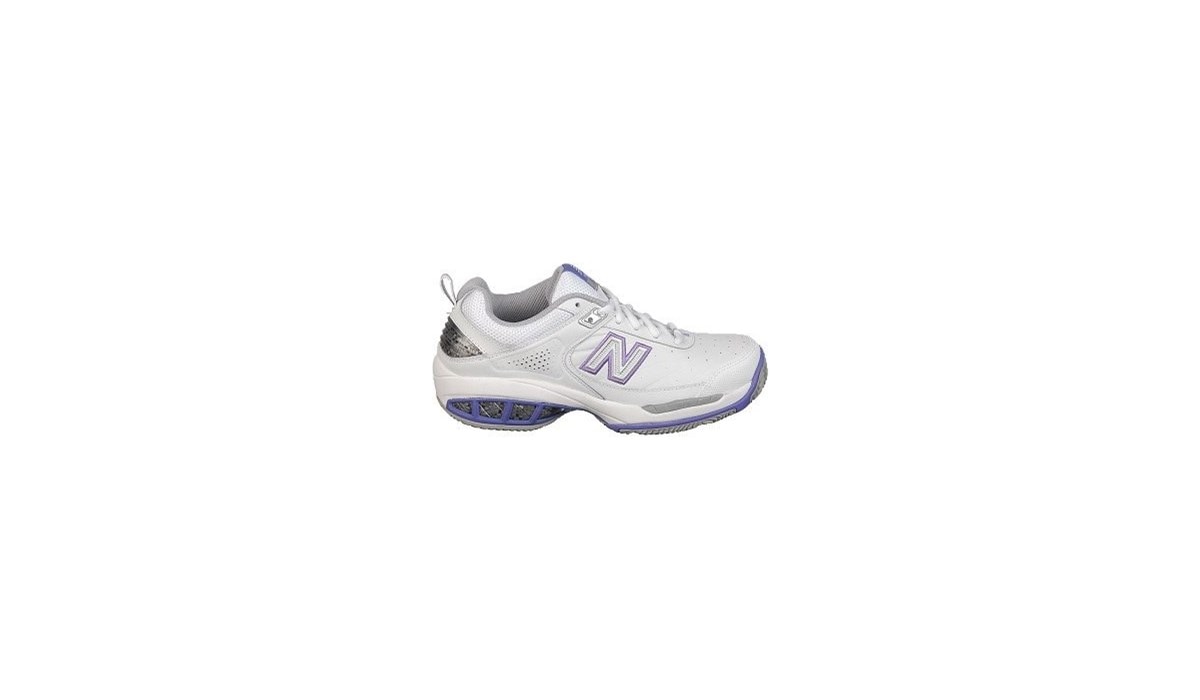 narrow womens tennis shoes