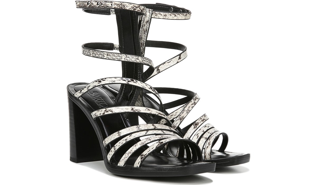 winnie block heel boot
