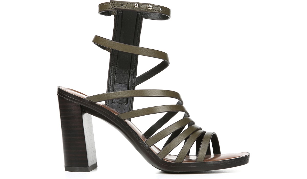 winnie block heel boot