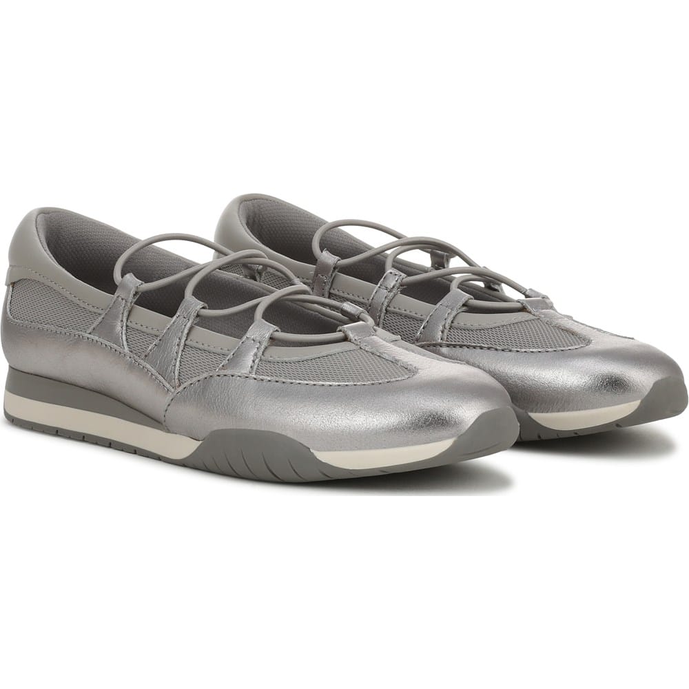 Naturalizer Women's Tallulah Mary Jane Shoe | Famous Footwear