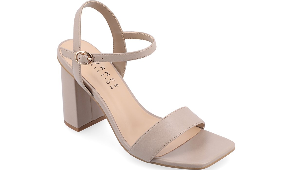 eastland chukka boots