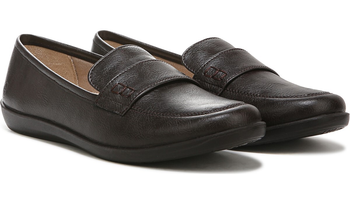 narrow slip on shoes