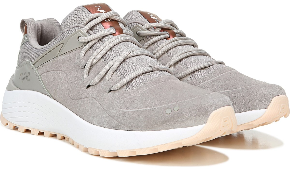 ryka kali walking shoe
