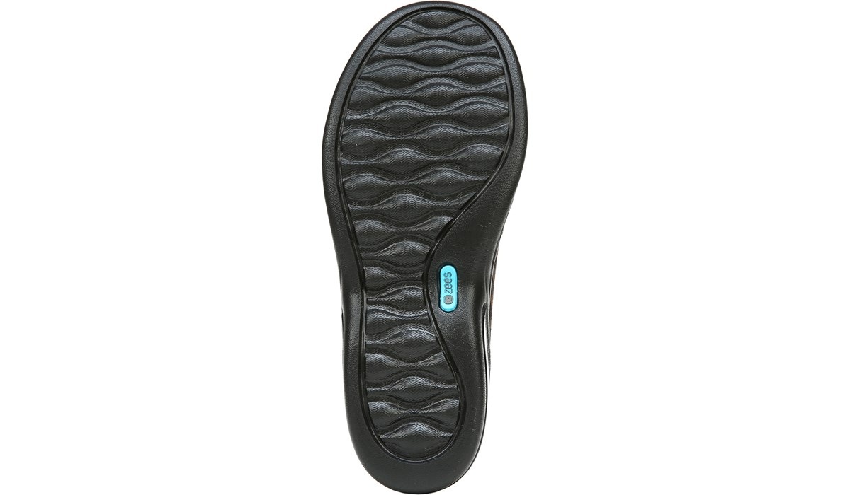 bzees niche black
