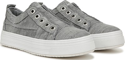 Women's Super Play Slip On Sneaker