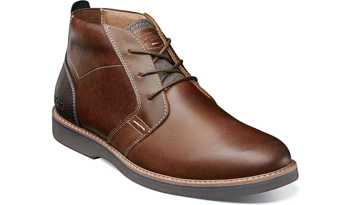 wide chukka boots
