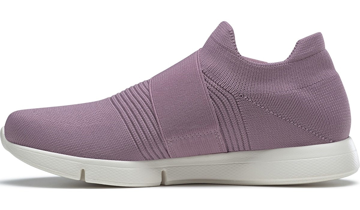 steve madden mailer sneaker