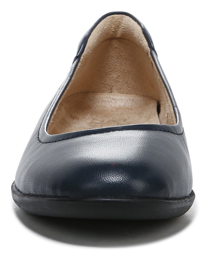 Naturalizer Women's Flexy Flat Famous Footwear