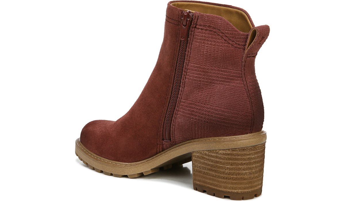 zodiac women's greyson block heel boot